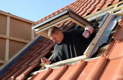 Pose de fenêtres de toit Velux à Damloup